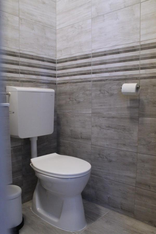 Altair Airport Apartman Vecses Luaran gambar
