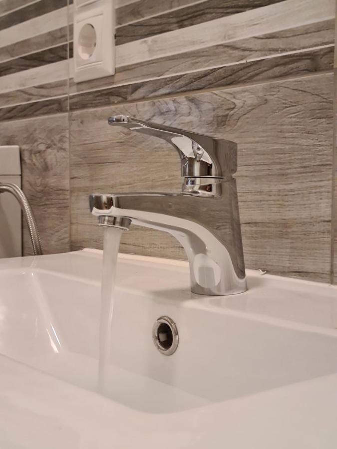Altair Airport Apartman Vecses Luaran gambar