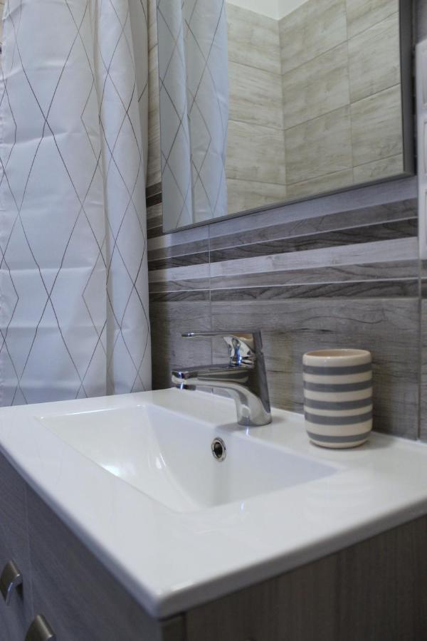 Altair Airport Apartman Vecses Luaran gambar