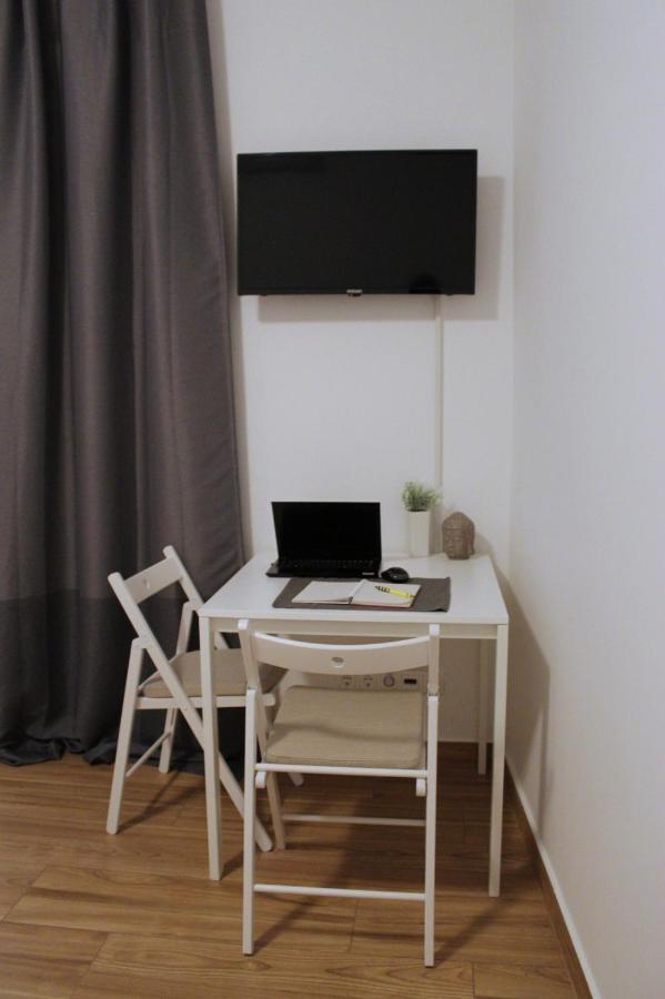 Altair Airport Apartman Vecses Luaran gambar