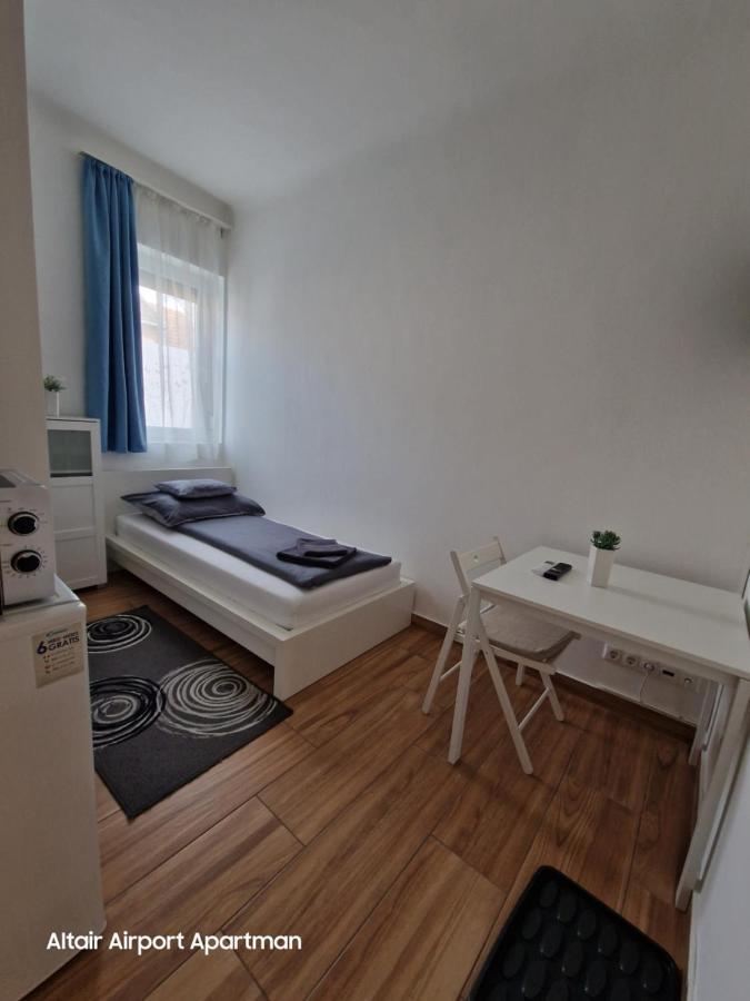 Altair Airport Apartman Vecses Luaran gambar