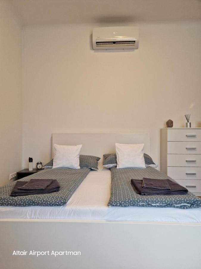 Altair Airport Apartman Vecses Luaran gambar