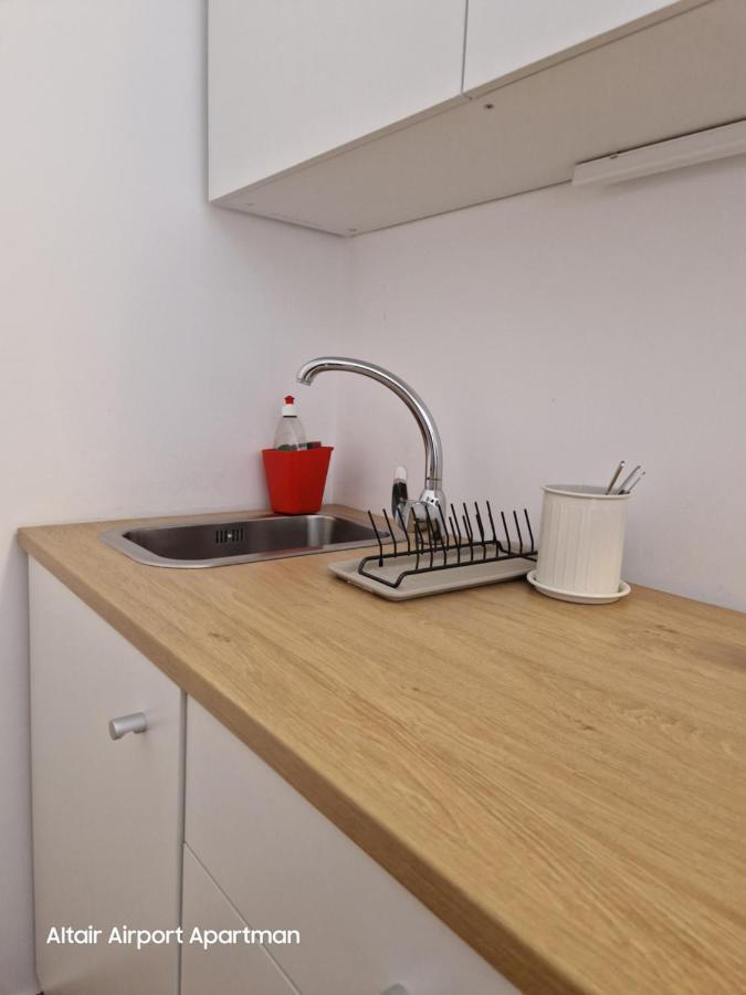 Altair Airport Apartman Vecses Luaran gambar
