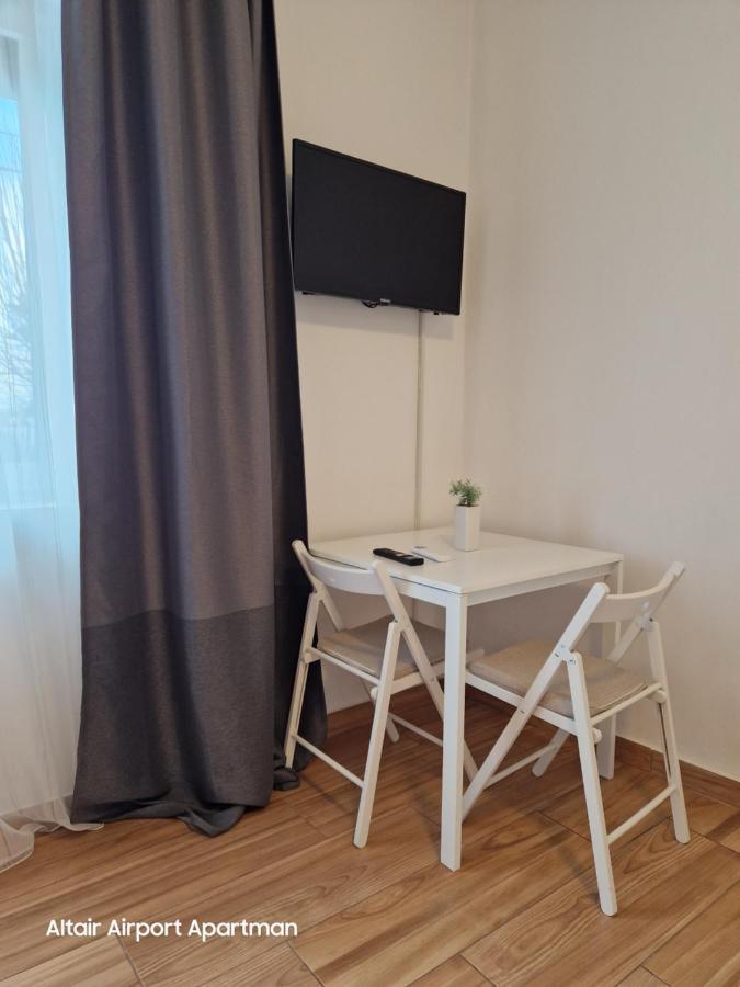 Altair Airport Apartman Vecses Luaran gambar