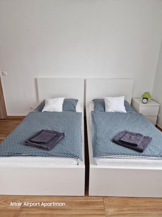 Altair Airport Apartman Vecses Luaran gambar
