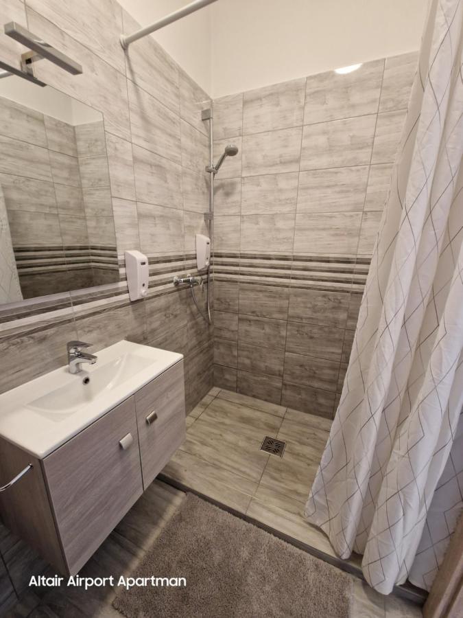 Altair Airport Apartman Vecses Luaran gambar