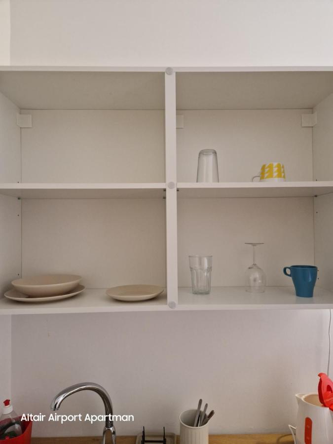 Altair Airport Apartman Vecses Luaran gambar