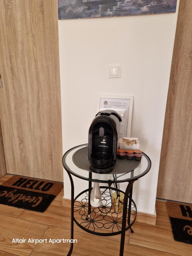 Altair Airport Apartman Vecses Luaran gambar