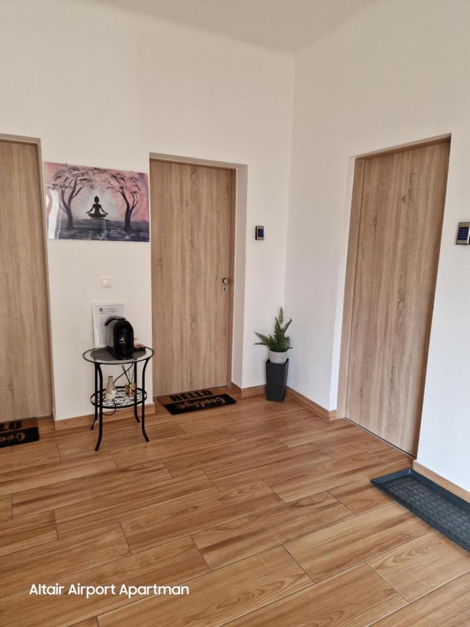 Altair Airport Apartman Vecses Luaran gambar